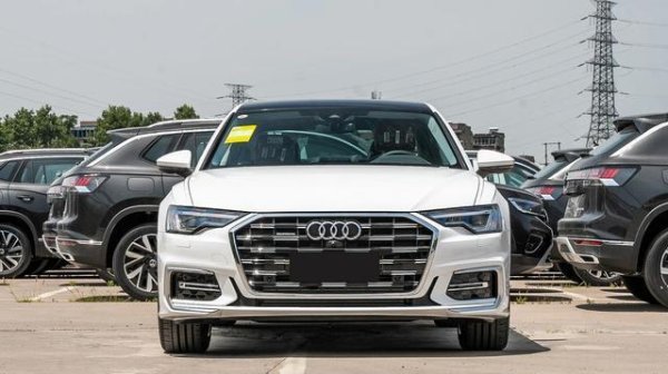 旺润配资 售价42.79万元起，2026款奥迪A6L上市，提供3.0T V6发动机